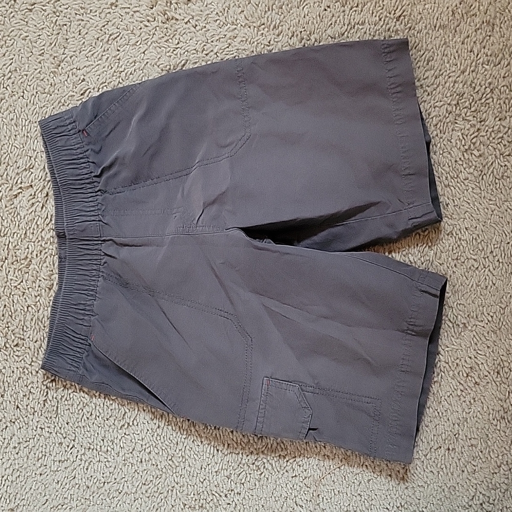 Columbia cargo shorts